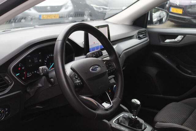 Ford FOCUS 1.0 EcoBoost Hybrid Connected