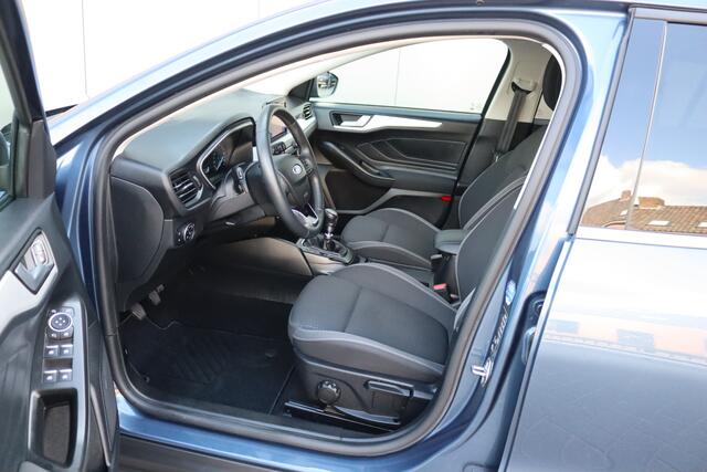 Ford FOCUS Wagon 125PK EcoB. Trend Edition Carplay-android/Camera/Winter-pack/Parkeerhulp