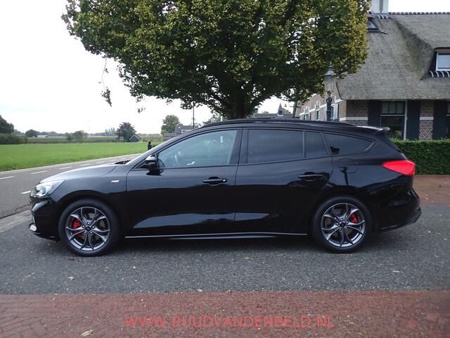 Ford FOCUS Wagon 1.5 EcoBoost ST Line X ACC/PANODAK/KEYLESS