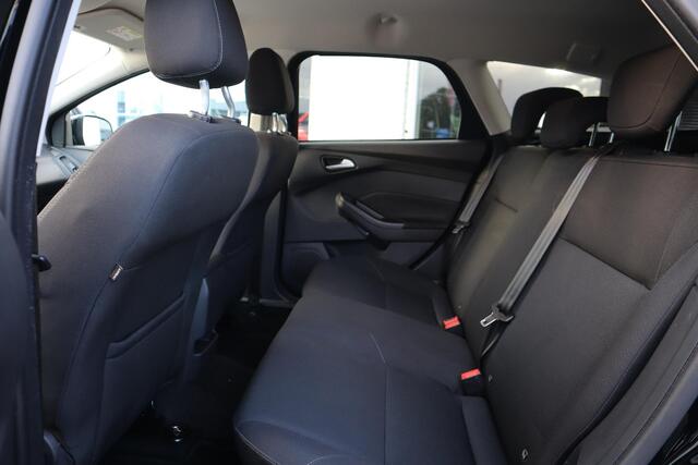 Ford FOCUS Wagon 1.0 TITANIUM PARKASSIST|NAVI|TREKHAAK AFNEEMBAAR|APPLE CARPLAY