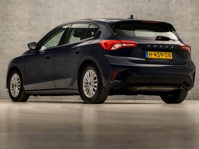 Ford FOCUS 1.0 EcoBoost Titanium Sport (APPLE CARPLAY, GROOT NAVI, CLIMATE, KEYLESS, SPORTSTOELEN, LED KOPLAMPEN, LM VELGEN, LANE ASSIST, NIEUWE APK, NIEUWSTAAT)