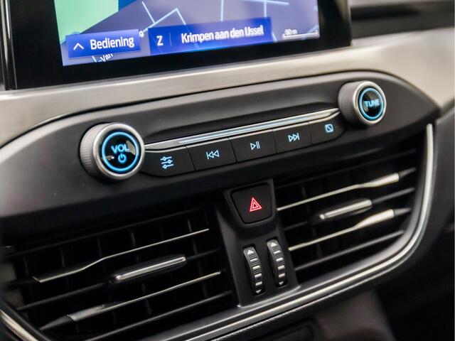 Ford FOCUS 1.0 EcoBoost Titanium Sport (APPLE CARPLAY, GROOT NAVI, CLIMATE, KEYLESS, SPORTSTOELEN, LED KOPLAMPEN, LM VELGEN, LANE ASSIST, NIEUWE APK, NIEUWSTAAT)