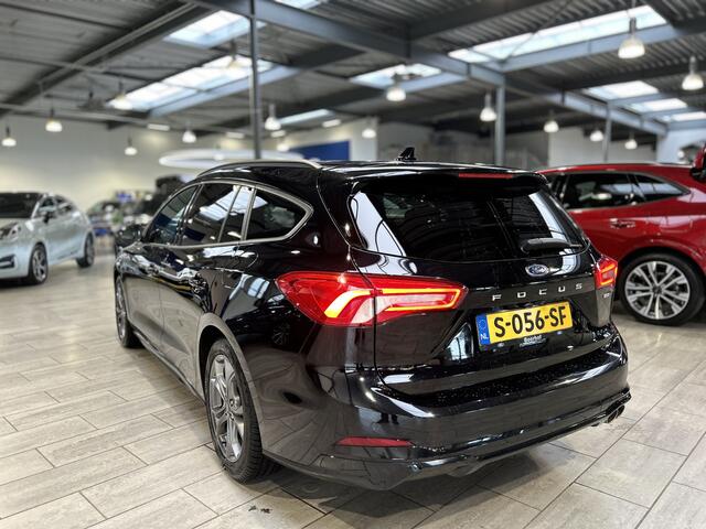 Ford FOCUS Wagon EcoBoost Hybrid 125 pk ST Line | Trekhaak | Winter Pack | Camera | full LED | 4 seiz. banden | Navi | Clima | Cruise
