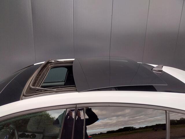 Ford FOCUS 1.0 EcoBoost ST Line PANO DAK ADAPT CRUISE HUD CAMERA B&O SOUND LED NAVI 18 INCH