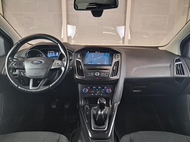 Ford FOCUS Wagon 1.0 Titanium + NAVI
