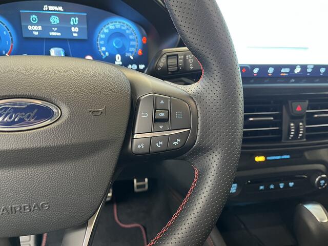 Ford FOCUS Wagon ST-Line EcoBoost Hybrid 155 pk | Winter Pack | Adapt. Cruise | Camera | All Seasons | Keyless | Fabr. Gar. 01-2029 |