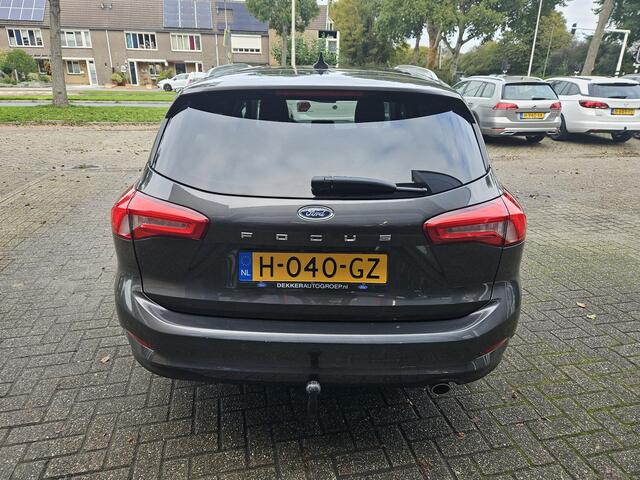 Ford FOCUS Wagon 1.0 EcoBoost Titanium Business ADAP CRUISE/ LMV/ CLIMA/ WINTERPACK/ CAMERA/ LED