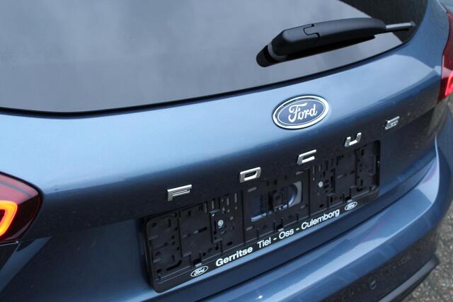 Ford FOCUS 1.0 EcoBoost Hybrid ST Line X