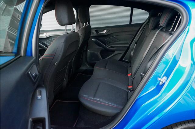 Ford FOCUS 1.5 EcoBoost ST Line Business B&O Camera Trekhaak Stuurwielverw