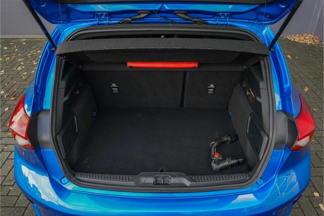 Ford FOCUS 1.5 EcoBoost ST Line Business B&O Camera Trekhaak Stuurwielverw