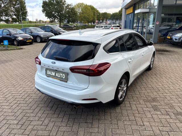 Ford FOCUS 1.0 EBH TITANIUM AIRCO WIDESCREEN PDC WINTERPACK
