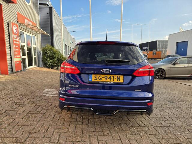 Ford FOCUS Wagon 1.0 ST-Line