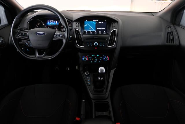 Ford FOCUS 1.0 ST-Line | TREKHAAK | CRUISE | CLIMA | CARPLAY |