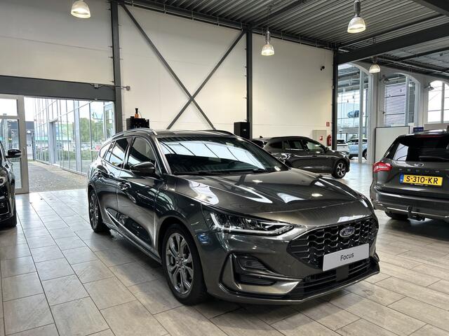 Ford FOCUS Wagon EcoBoost Hybrid 125 pk ST Line | Winter Pack | 4 seiz. banden | Navi | Clima | Cruise | Dr. loos Apple Carplay |