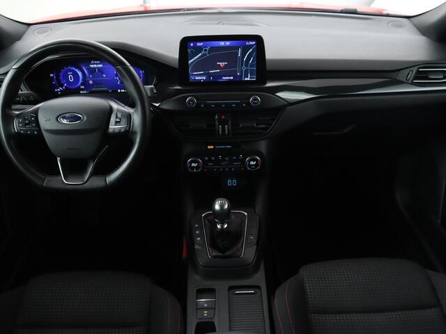 Ford FOCUS 1.0 EcoBoost Hybrid ST Line X | Stoel & stuurverwarming | Adaptive cruise | Camera | Keyless | Carplay | Climate control | Digital Cockpit | Full LED | DAB | Bluetooth | Getint glas