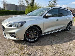 ford-focus-wagon-1.5-ecoboost-st-li
