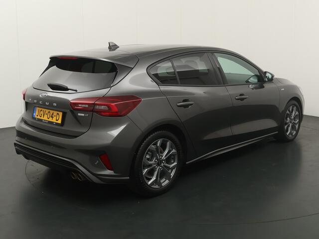 Ford FOCUS Ecoboost 125 pk ST-line | Winter Pack | 4 seiz. banden | Navi | Clima | Cruise | Dr. loos Apple Carplay