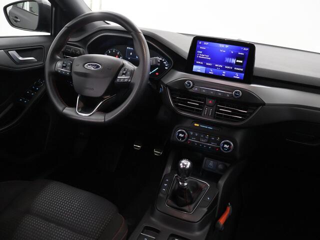 Ford FOCUS Wagon 1.0 EcoBoost Hybrid ST Line Style | Winterpakket | Parkeercamera | Navigatie | Climate Control |