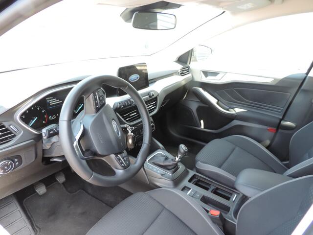 Ford FOCUS 1.0 EcoBoost Hybrid Trend Edition Business