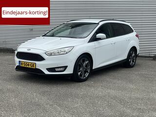 ford-focus-wagon-1.5-titanium17"lm