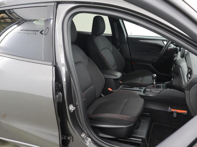 Ford FOCUS Wagon 1.0 EcoBoost Hybrid ST Line Style | Winterpakket | Parkeercamera | Climate Control | Cruise Control |