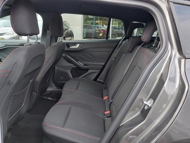 Ford FOCUS Wagon 1.0 EcoBoost 155pk Hybrid Automaat ST Line | Navi | Apple Carplay+Android Auto | Clima | Adap.Cruise | Dodehoek+Rijstrook+Licht+Regensensor | Led Koplampen | Privacy Glass | 17''lm