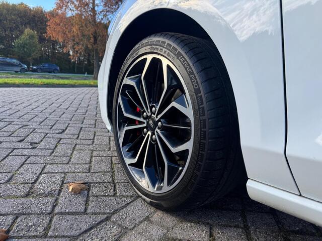 Ford FOCUS Wagon 1.0 ST Line Hybrid X Business ACC/CARPLAY/PANO