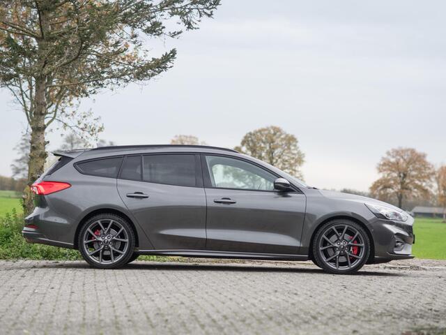 Ford FOCUS Wagon 2.3 EcoBoost ST-3 Virtual B&O ACC Keyless