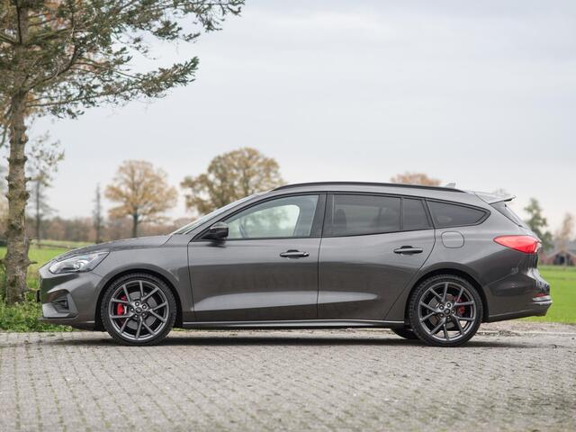 Ford FOCUS Wagon 2.3 EcoBoost ST-3 Virtual B&O ACC Keyless