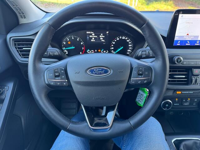 Ford FOCUS HB 1.0 100pk Connected airco,navigatie,led,pdc,cruise