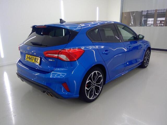 Ford FOCUS 155pk ST Line-X Panoramadak Camera Winter pack B&O Adap. Cruise 18" LM velgen Dealeronderhouden