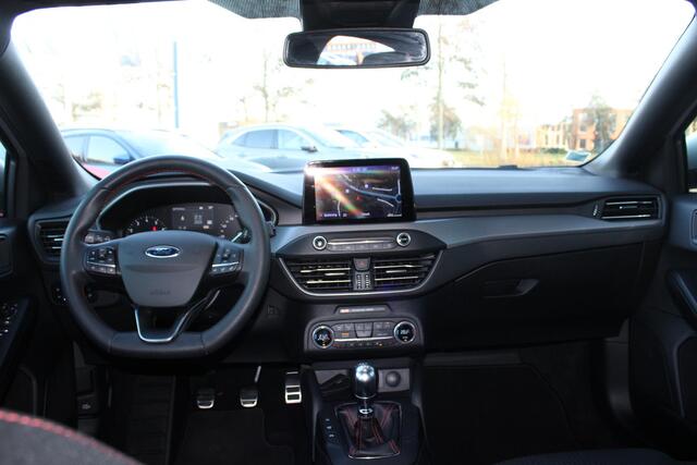 Ford FOCUS 1.0 EcoBoost 125 PK Hybrid ST Line | Winter Pack | Driver Assistance Pack | Climate Control | Privacy Glass | LED koplampen