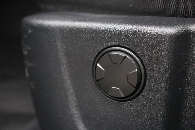 Ford FOCUS Wagon 2.0 EcoBlue 150 PK ST Line X Bus. | AUT. | CAMERA | NAVI | CRUISE |