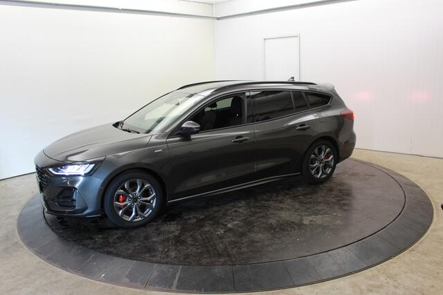 Ford FOCUS Wagon Hybrid 135PK ST Line Style Trekh Camera Winterpack Keyless