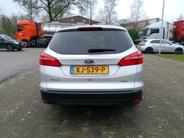Ford FOCUS 1.0 TITANIUM