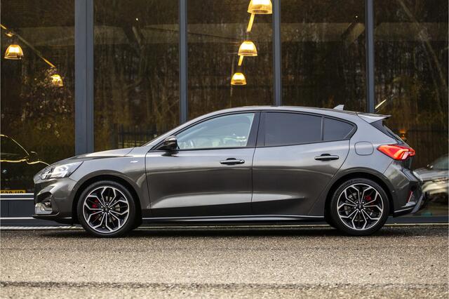 Ford FOCUS 1.5 EcoBoost ST Line Business 182 pk!