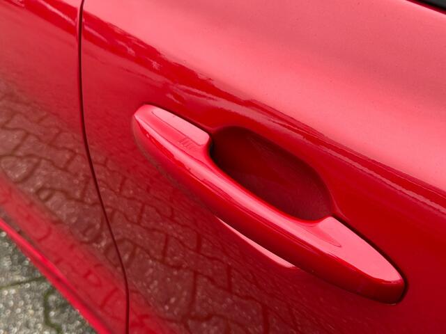 Ford FOCUS 1.0 Hybride ST Line X - 1e eigenaar - winterpakket - camera - Driv. ass. Pack