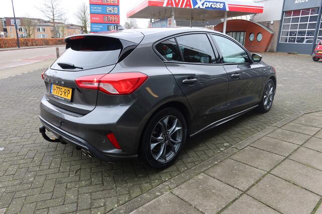 Ford FOCUS 1.0 EcoB 125PK ST Line
