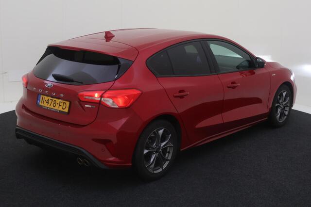 Ford FOCUS 1.0 EcoBoost Hybrid ST Line Business