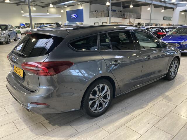 Ford FOCUS Wagon EcoBoost Hybrid 125 pk ST Line | Winter Pack | 4 seiz. banden | Navi | Clima | Cruise | Dr. loos Apple Carplay