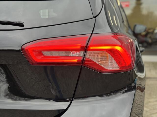 Ford FOCUS 1.5 ST Line * Automaat * B&O * Camera * Panorama