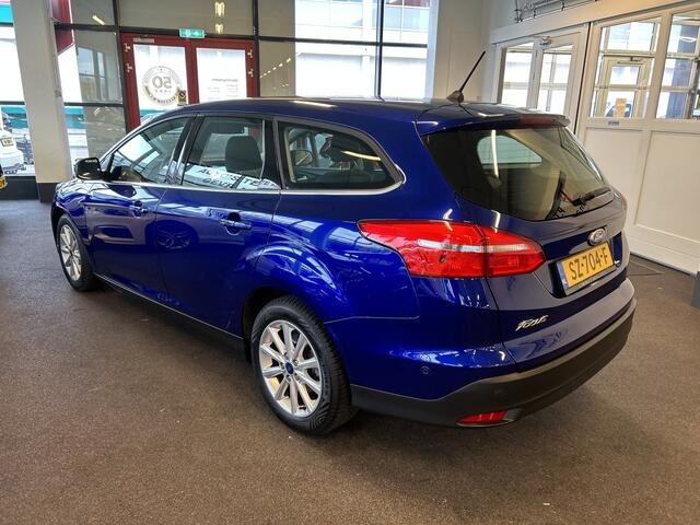 Ford FOCUS Wagon 1.5 TDCI Titanium | Cruise control | Climate control | Park assist | Navigatie | Apple carplay | Nederlands geleverd