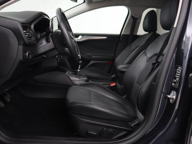 Ford FOCUS 1.0 EcoBoost Hybrid Titanium X | Stoel & stuurverwarming | Adaptive cruise | Half leder | Camera | Carplay | B&O Sound | Keyless | Navigatie | Climate control | Full LED