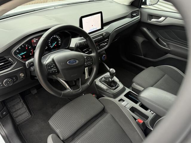 Ford FOCUS Wagon 1.0 EcoBoost Hybrid!! Connected Scherpste prijs van Nederland!! | Airco | Cruise control | Navigatie | Led Koplampen | 1e Eigenaar | BTW auto | RIJKLAARPRIJS INCL 12 MAANDEN GARANTIE EN BEURT