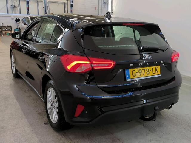 Ford FOCUS 1.0 EcoBoost Titanium Business 1e Eigenaar | NL-Auto | Volledig Onderh | BTW | AF Trekhaak | Carplay | Navi | Full Led | Keyless | PDC | Bots Herkenning | Start/Stop