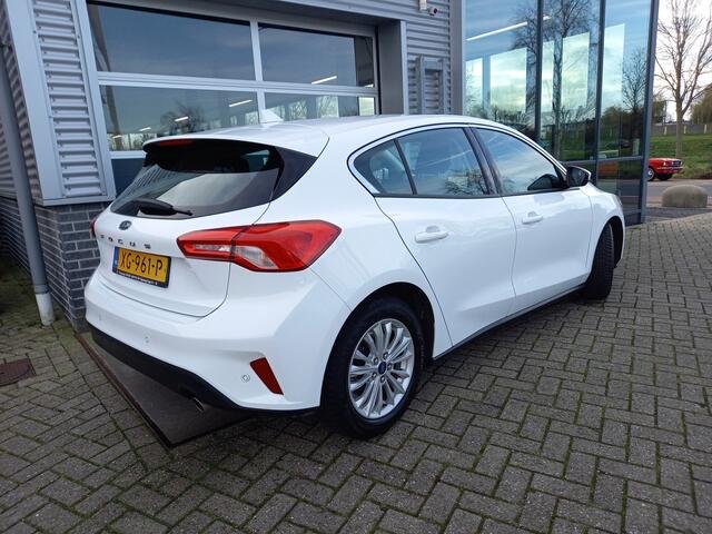 Ford FOCUS 1.0 EcoBoost Titanium Business AUTOMAAT - CARPLAY / ANDROID - NL AUTO - 1 EIGENAAR