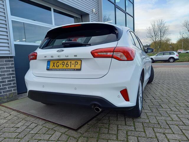 Ford FOCUS 1.0 EcoBoost Titanium Business AUTOMAAT - CARPLAY / ANDROID - NL AUTO - 1 EIGENAAR