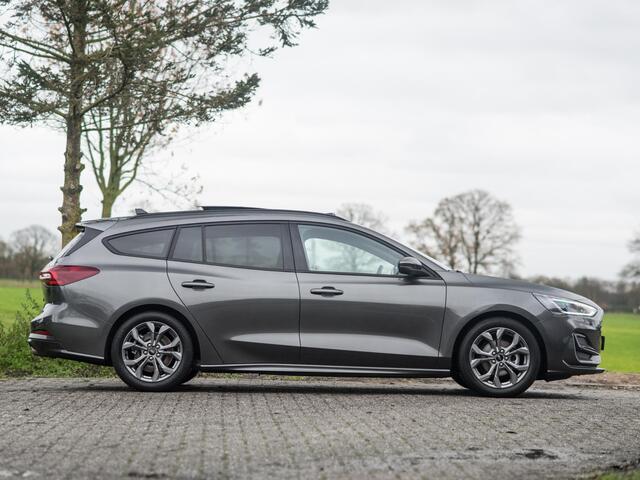 Ford FOCUS Wagon 1.0 EcoBoost Hybrid ST Line X Pano Virtual Keyless Trekhaak