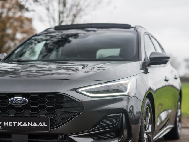 Ford FOCUS Wagon 1.0 EcoBoost Hybrid ST Line X Pano Virtual Keyless Trekhaak