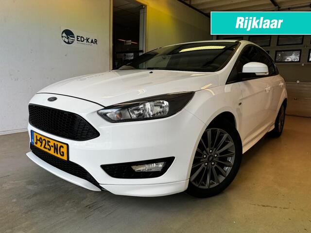 Ford FOCUS 1.0 ST Titanium CLIMA NAVI N TURBO CARPLAY APK 10-2026